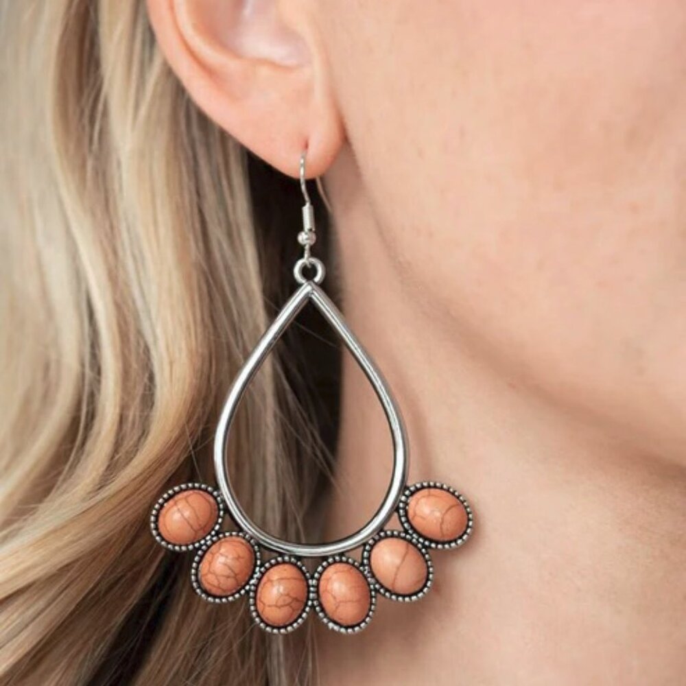 Paparazzi Jewelry Accessories - Stone Sky - Brown Earrings - Vintage - Picture 3 of 4